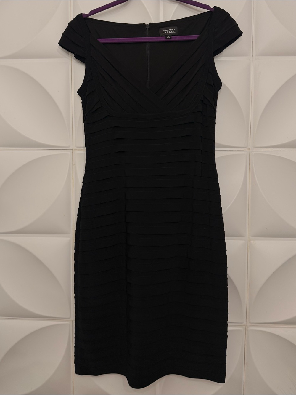 Adrianna Papell Black Midi Cap Sleeve Dress